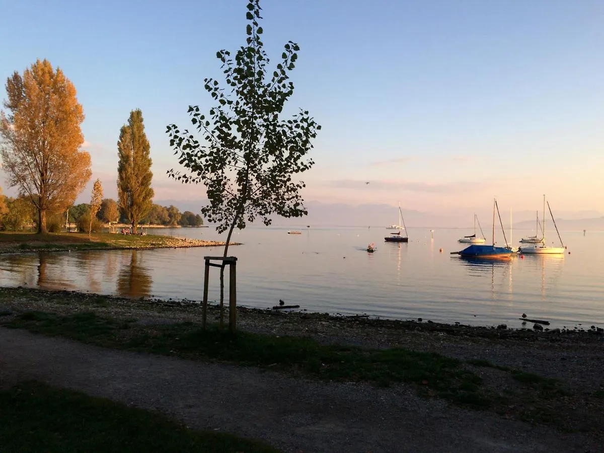 Guest house Gastezimmer Familie Calvet Wasserburg am Bodensee